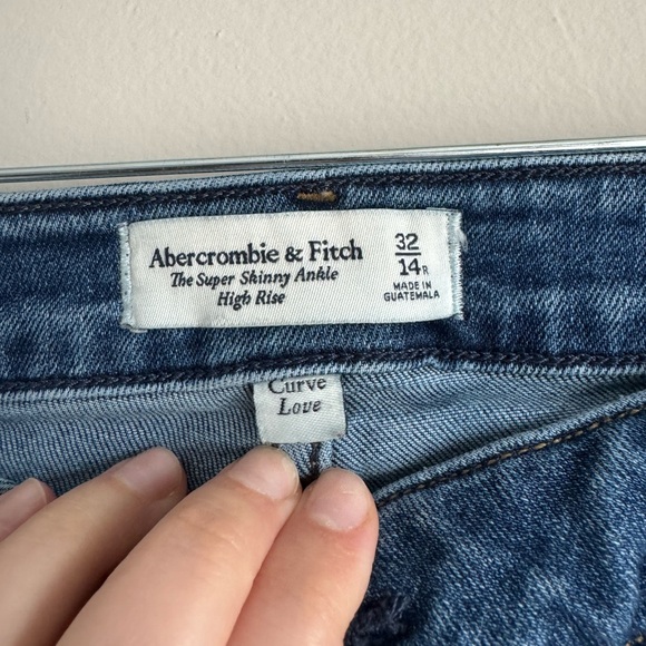 🌿 Abercrombie & Fitch Super Skinny Ankle High Rise Curve Love Jeans - Picture 3 of 6